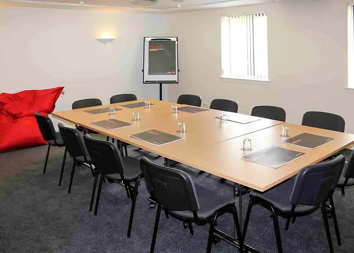 فندق Ibis Shipley 2*