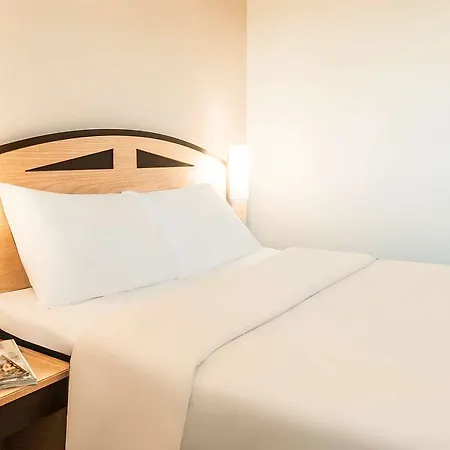 Ibis Shipley Hotel 2*