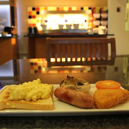 Ibis Shipley Hotel 2*