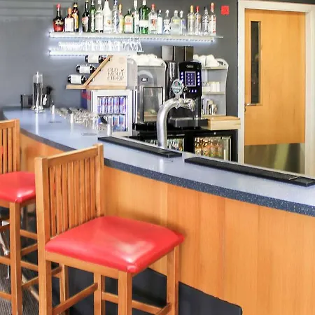 Ibis Shipley