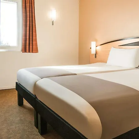 Hotel Ibis Shipley 2*