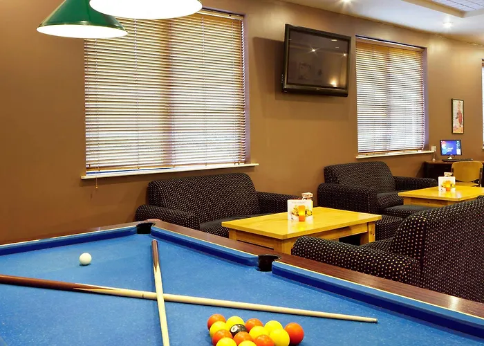 Ibis Shipley Hotel 2*