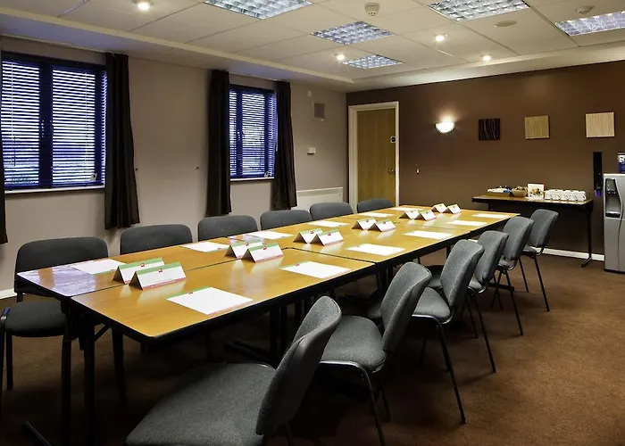 Ibis Shipley Hotel 2*