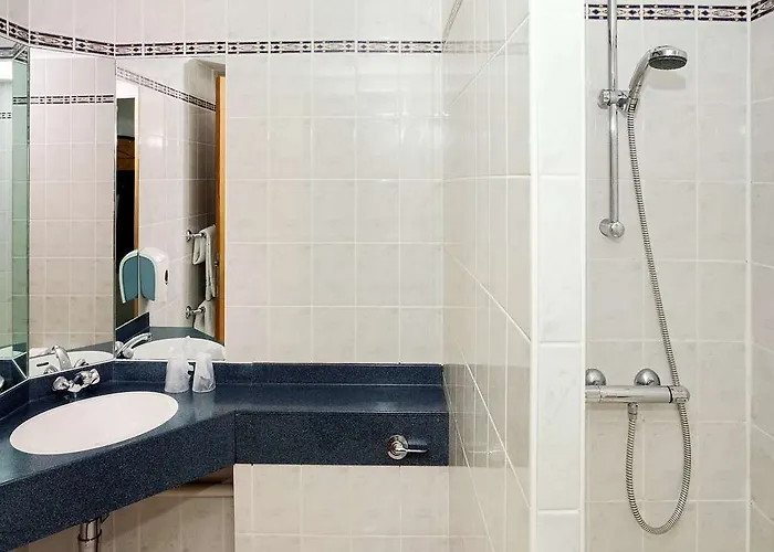 Ibis Shipley Hotel 2*